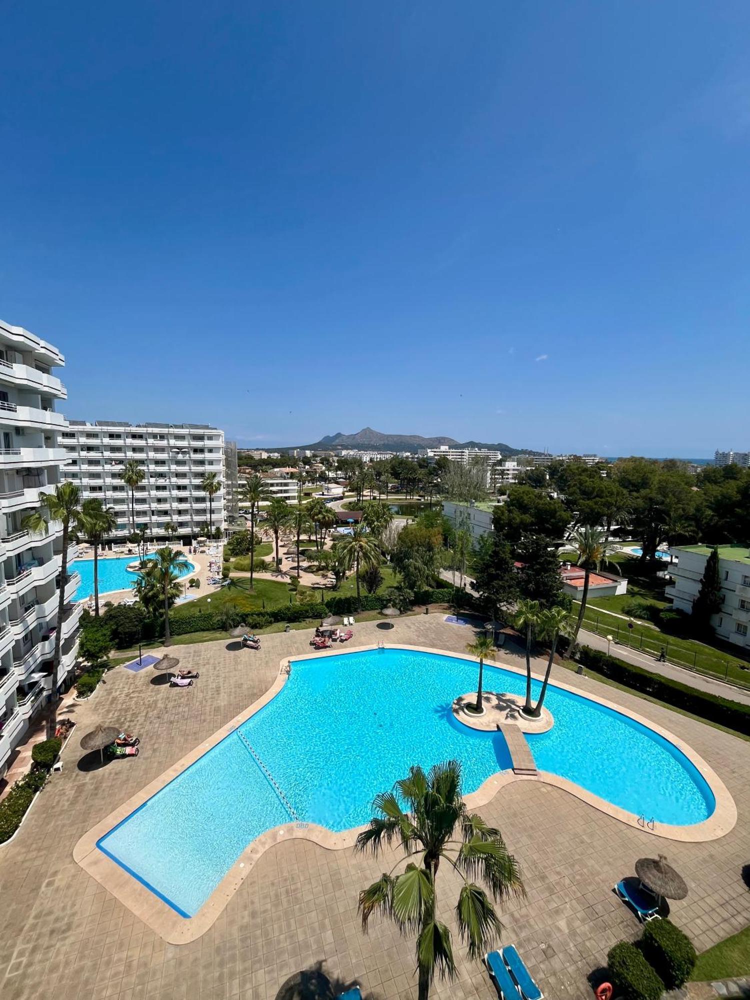 Summer In Alcudia With Pool-a/c-wifi-netflix... * Puerto de Alcúdia