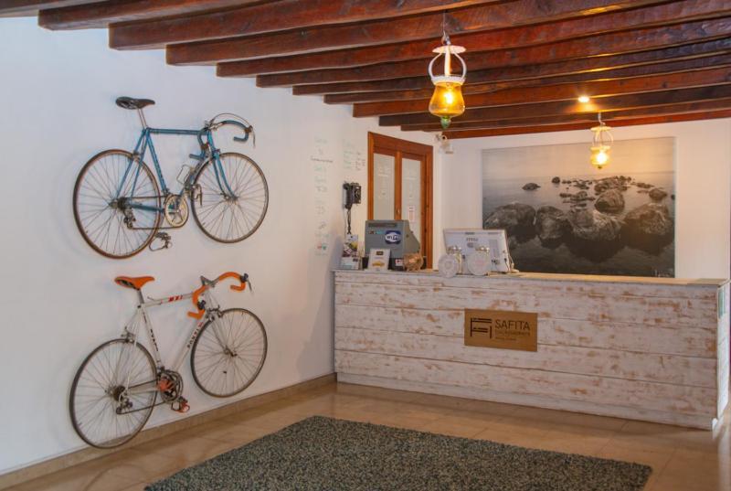 Sa Fita Backpackers - Juvenil Hostel Esporles