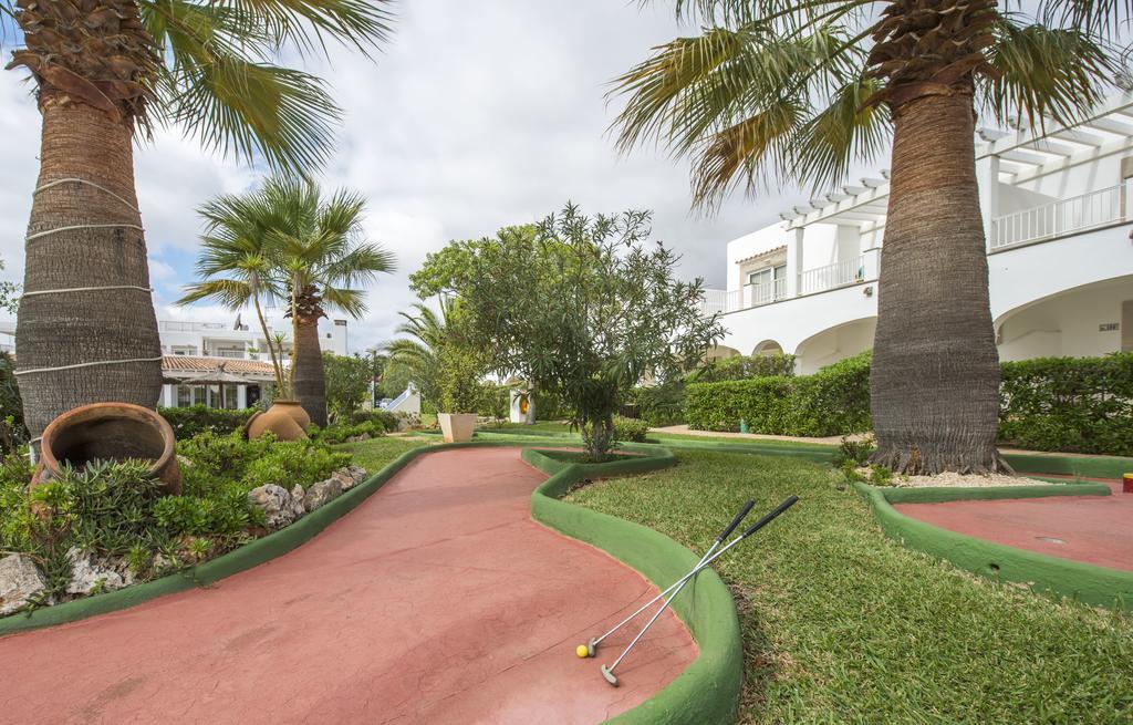 Ona Village Aparthotel 4*