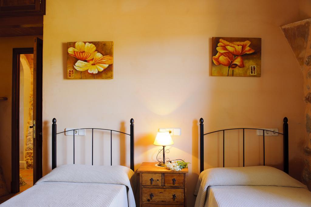 Holiday home Alou S'Horta