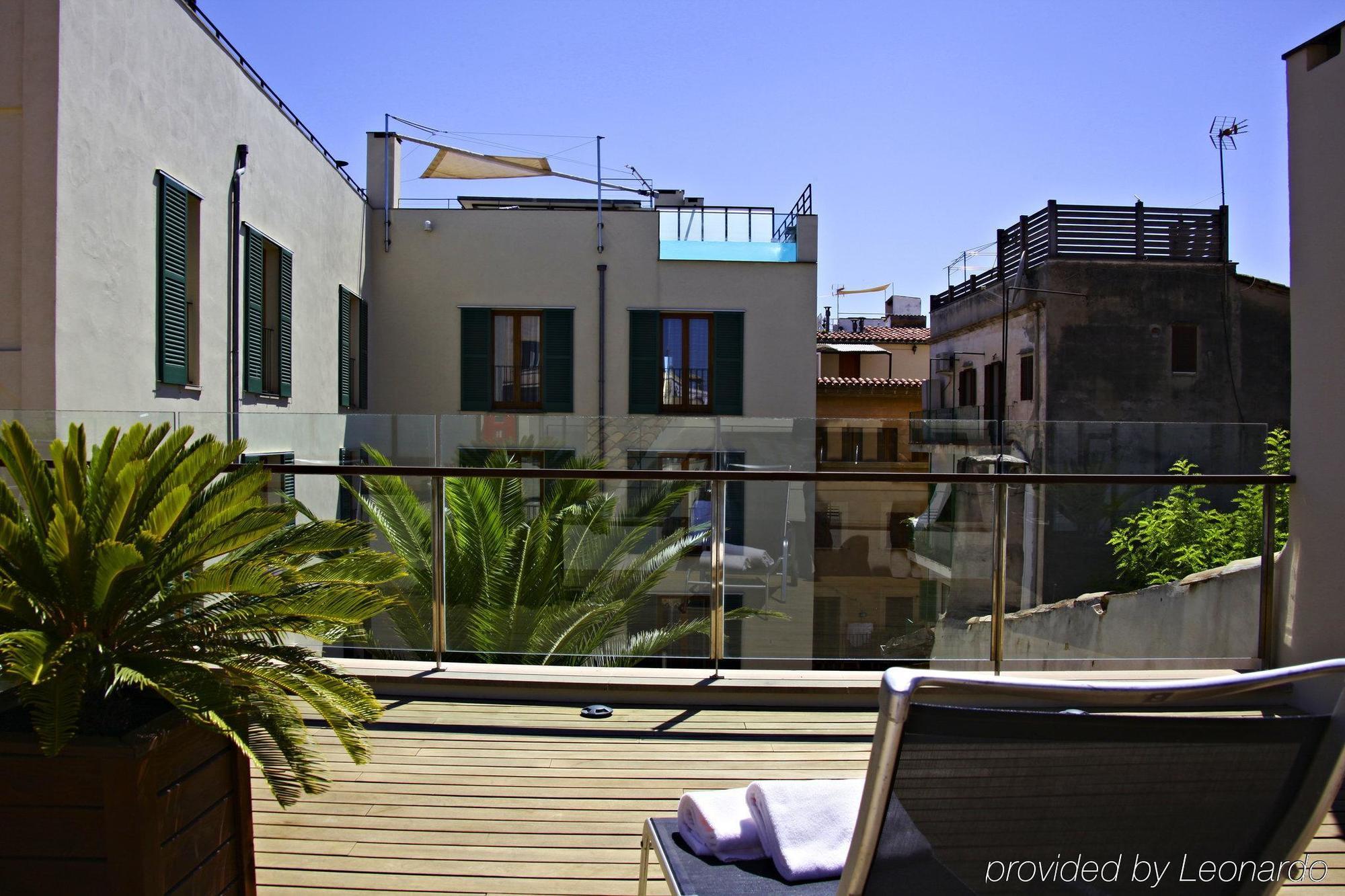 Petit Palace Tres Hotel