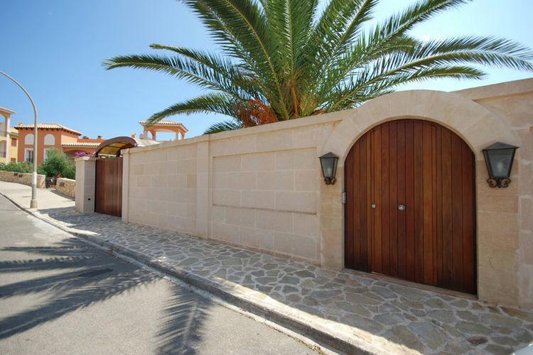Casa Llorenc Villa *