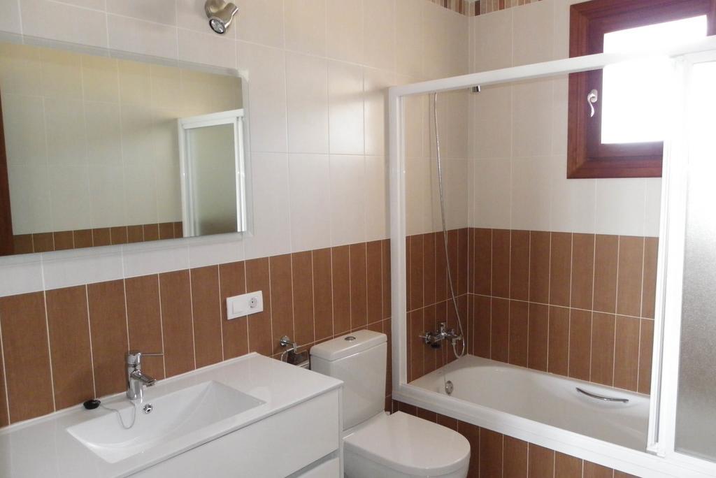 S'hort Den Vadell Villa *
