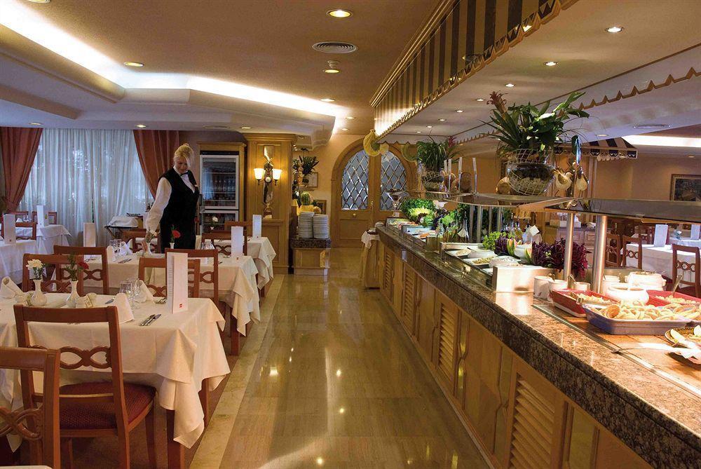 Riu Festival Hotel 4*