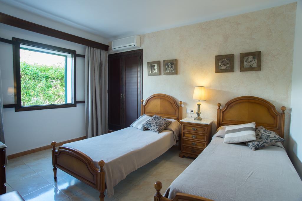 Dos Pinos Holiday home *