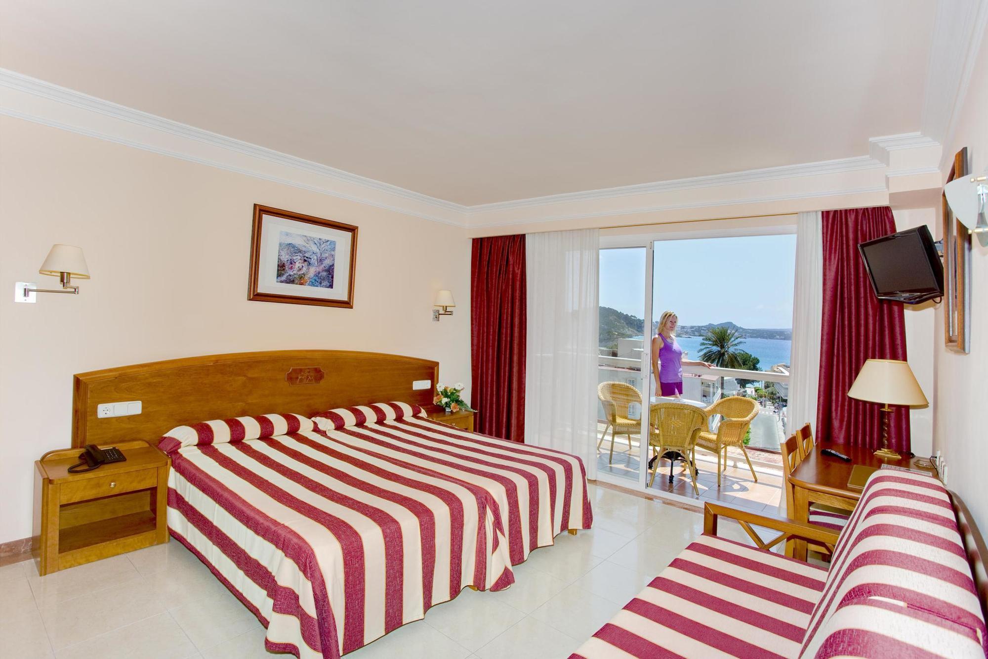 Apartahotel Y Paguera