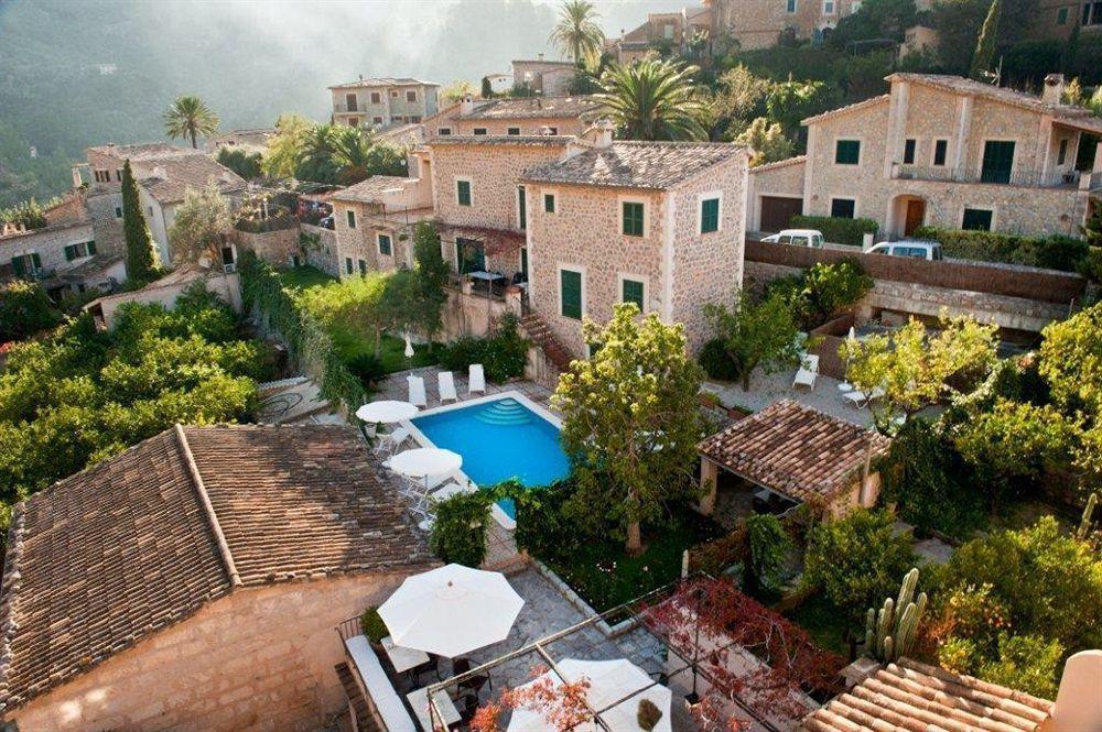 Y Des Puig Deià (Deyá)