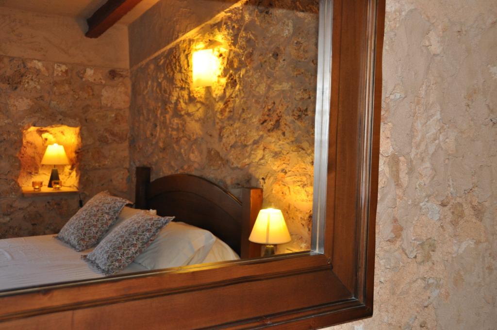 Porreti Farm stay *