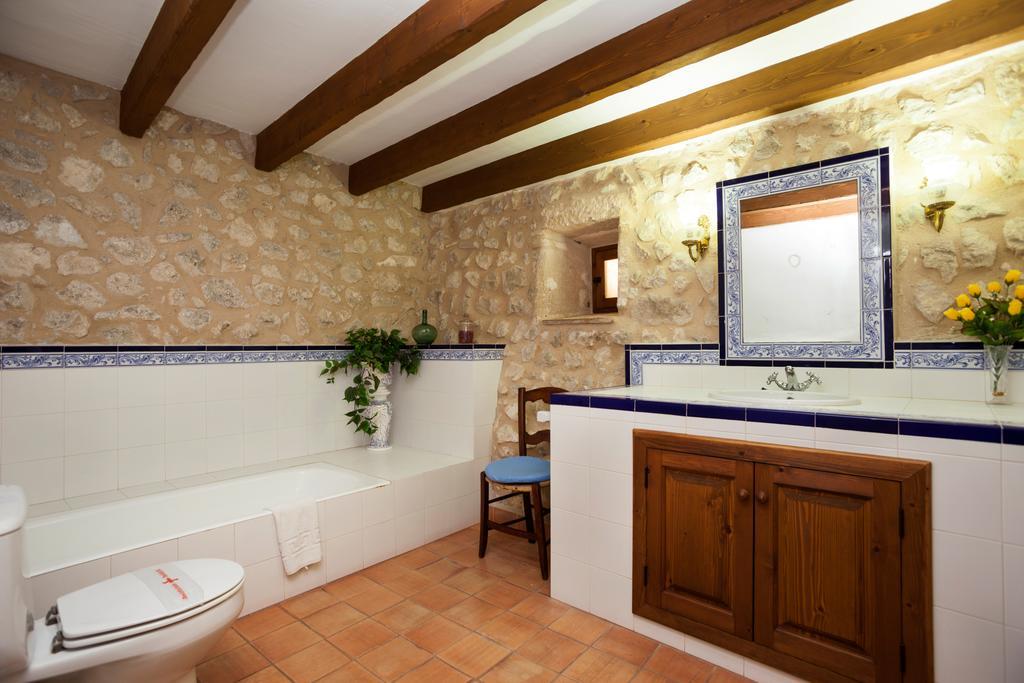 Lloberina Villa *