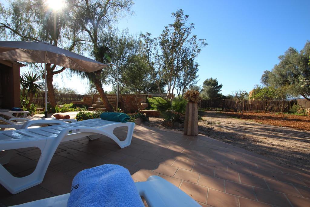 Finca Es Tres Pins Villa *