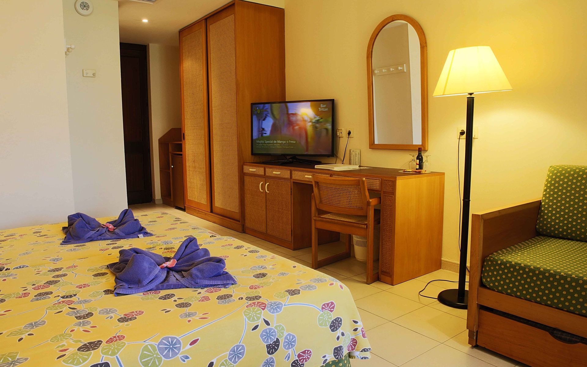 Hotel Portblue Club Pollentia & 4*