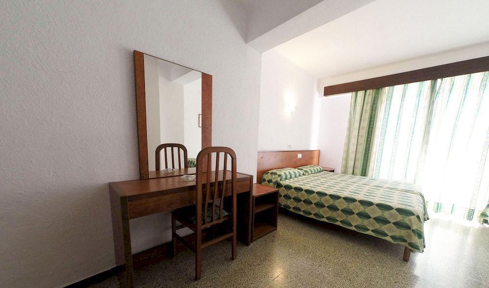 Hotel Hostal Lido *
