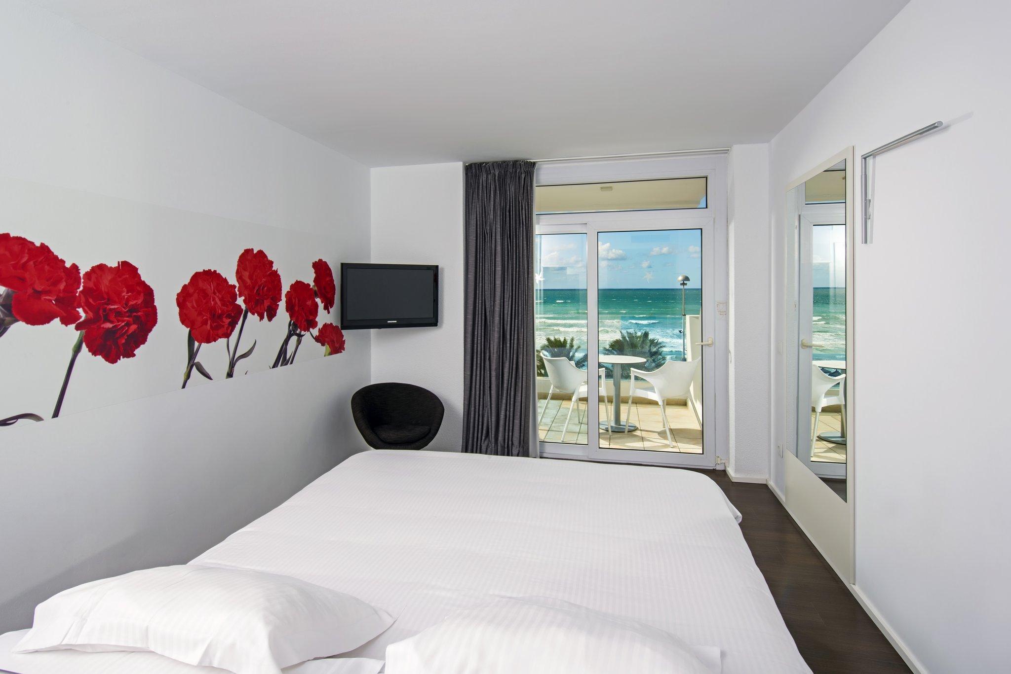 Hotel Iberostar Waves Bahia De Palma - Adults Only