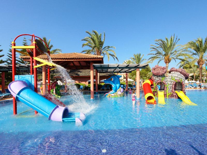 Zafiro Picafort Apartahotel