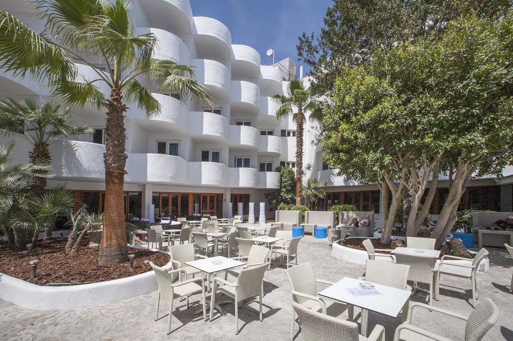 Sentido Fido Tucan - Adults Only