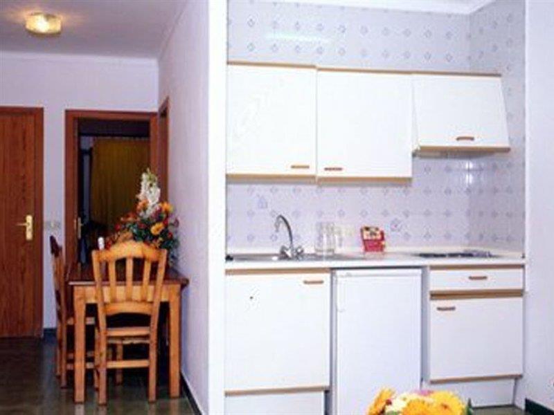 Blue Sea Ses Cases D'or Apartahotel
