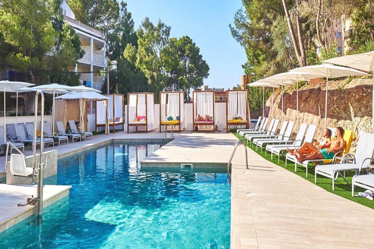 Bq Bulevar Peguera- Adults Only 4*