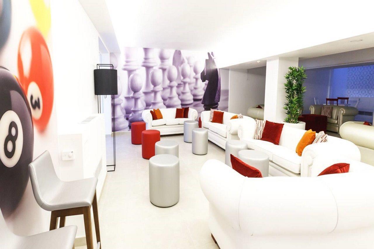 Bq Bulevar Peguera- Adults Only 4*