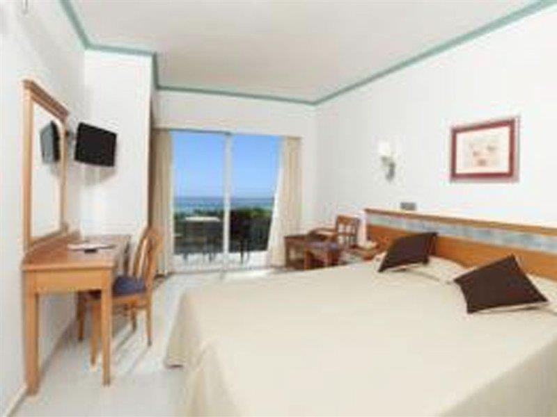 Timor 4*
