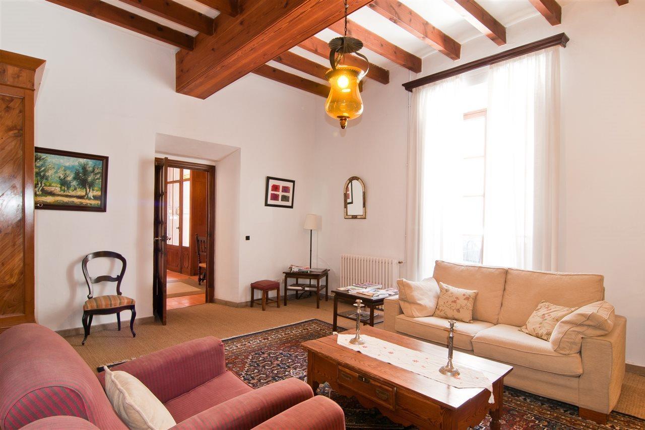 Leon De 3* Sineu (Mallorca)