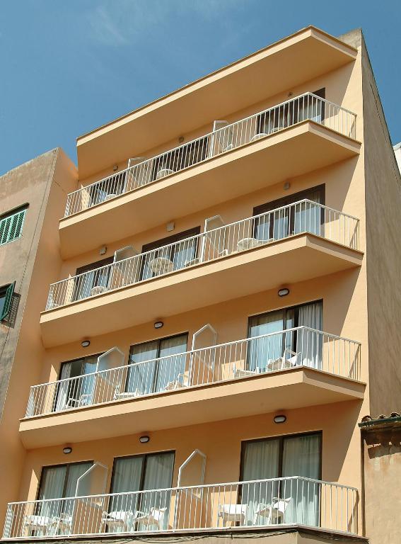 Tierramar Hostal El Arenal (Mallorca)