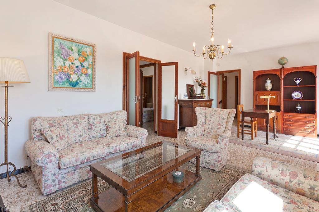 Villa Can Rafael *
