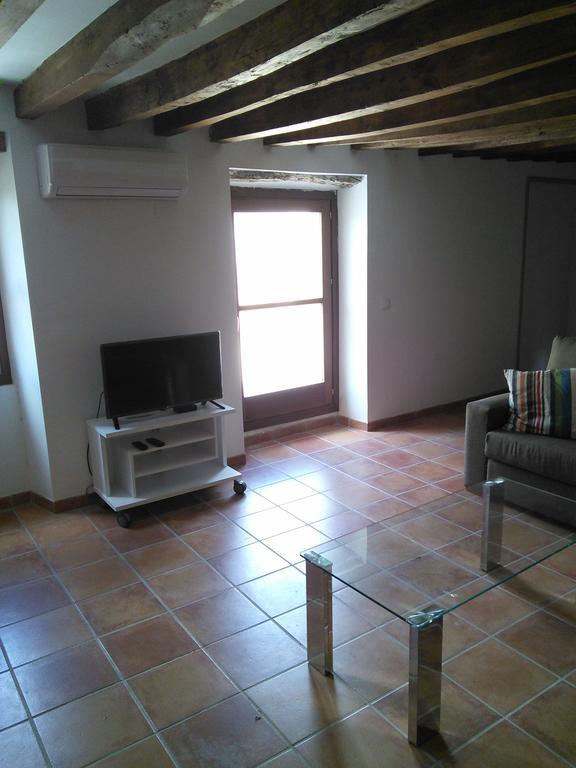 Tramuntana Suites Bed and breakfast