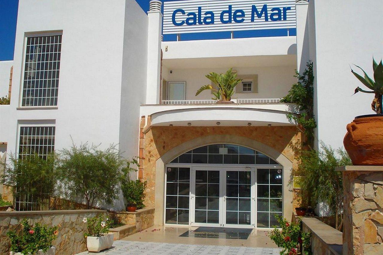 Ona Village 4*