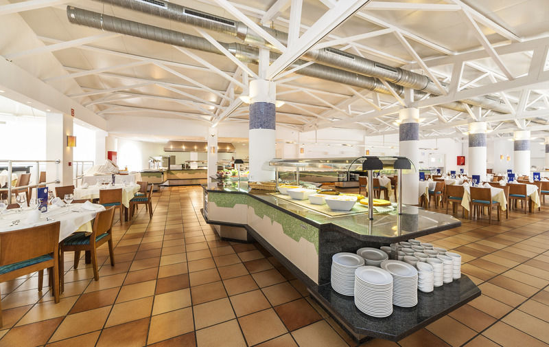 Globales Bouganvilla Apartahotel 3*