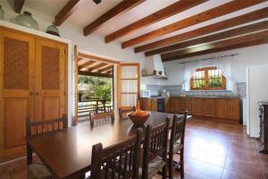 Cami De Can Lloberines Holiday House Hotel