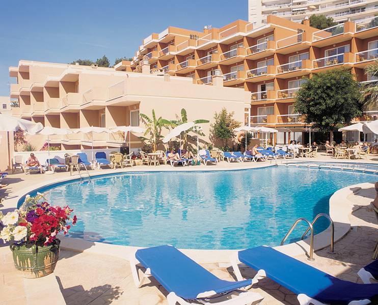 Y Paguera 4*