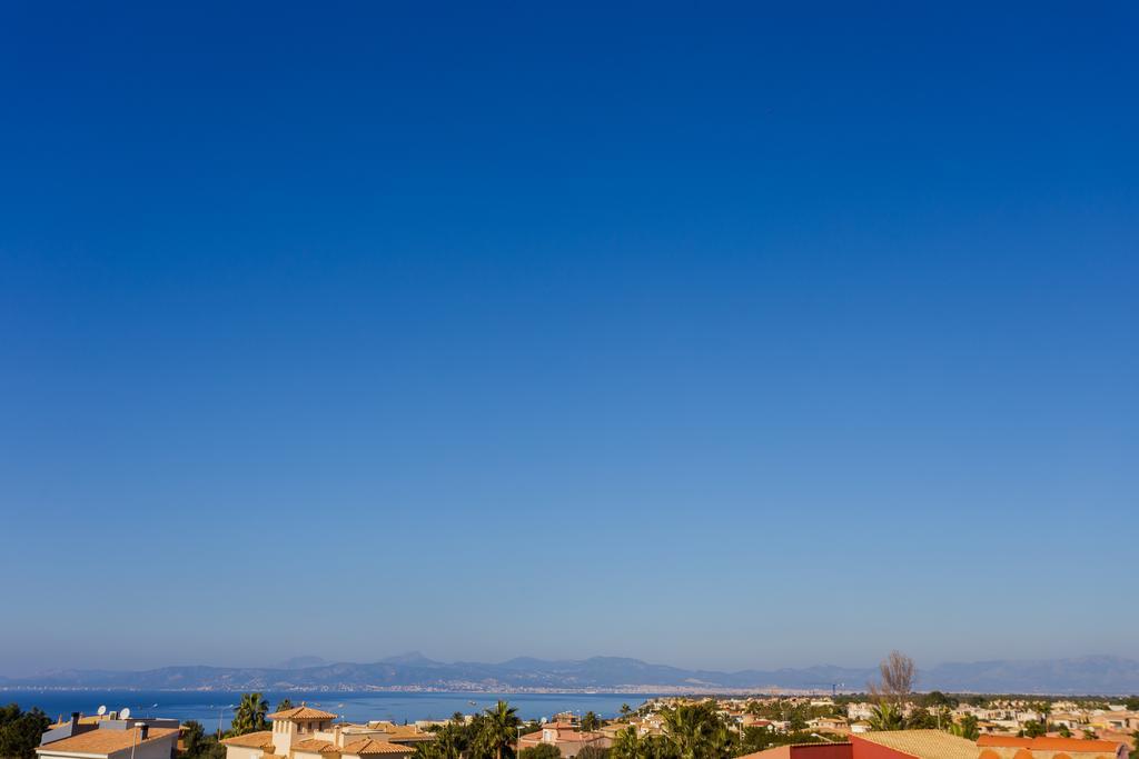 Santa Aina *