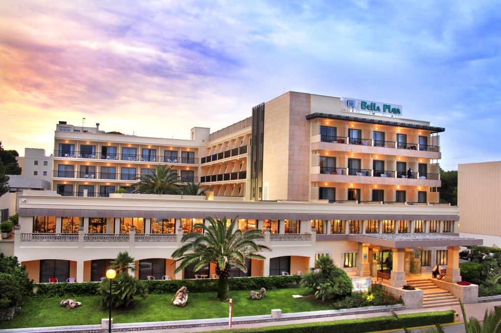 Hotel Bella Playa & 4*