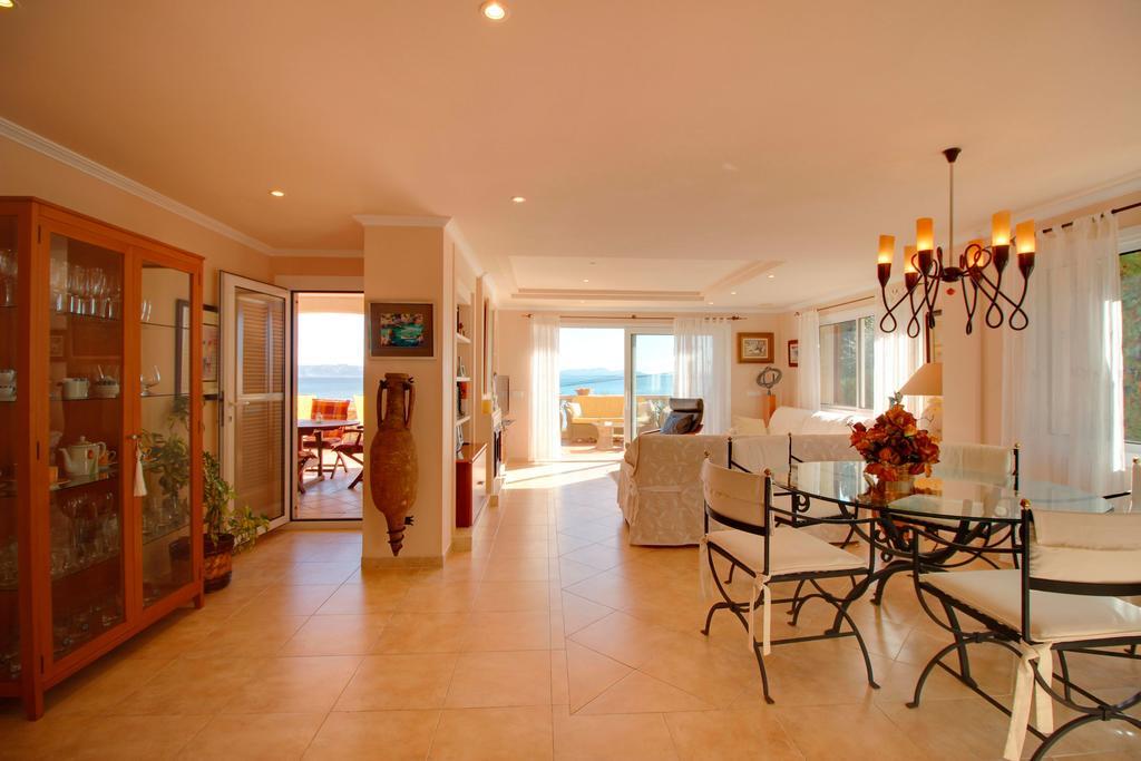 Far Villa Alcanada