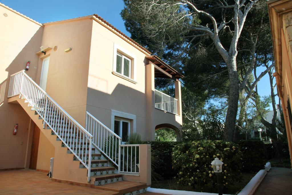 Agulla Park Apartment