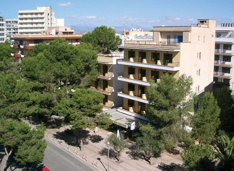 Hostal Elegance Playa Arenal Iii *