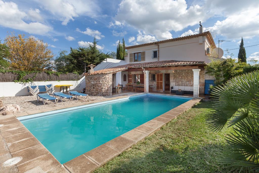 Volanti Villa *