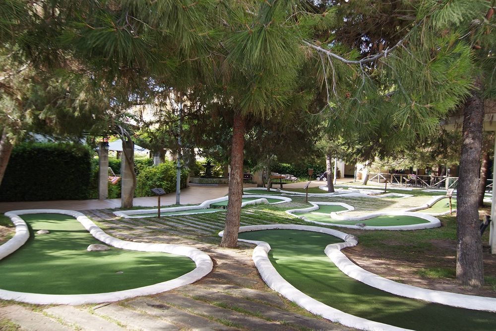 Zafiro Tropic Apartahotel