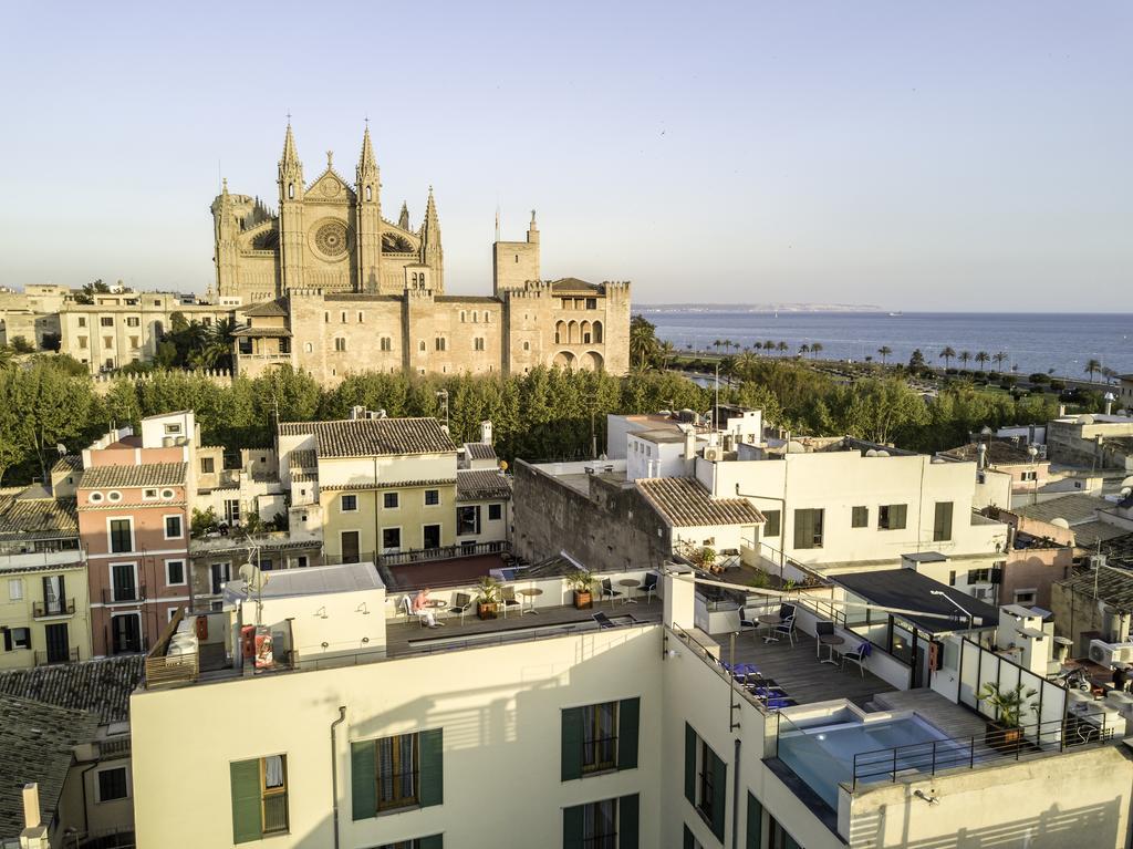 Petit Palace Tres Hotel