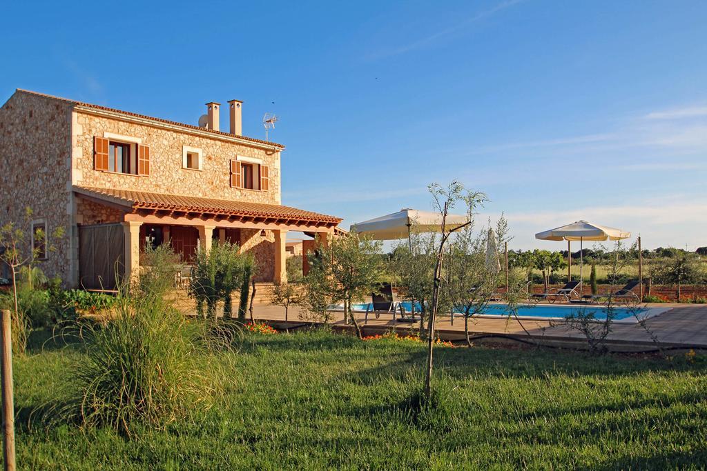 S'hort Den Vadell Villa