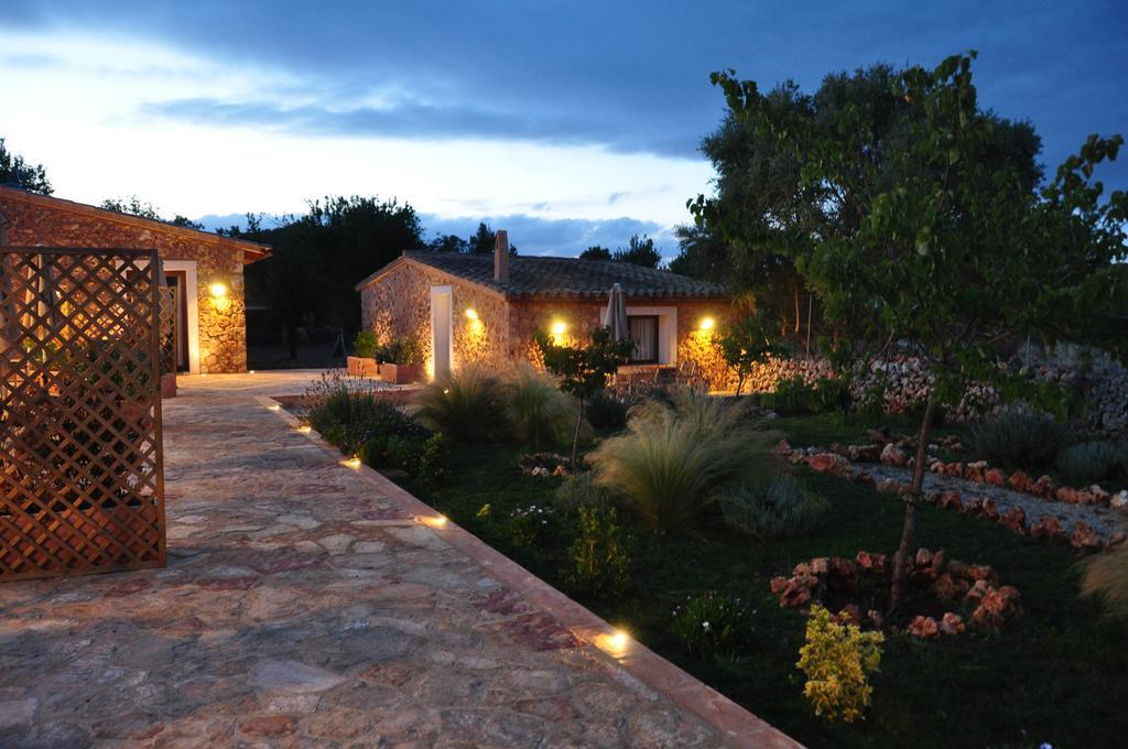 Porreti Farm stay Lloret de Vistalegre