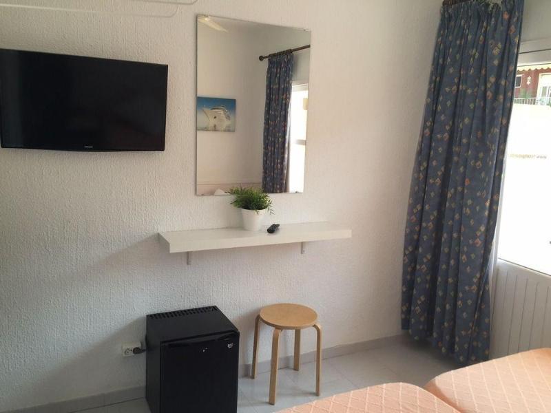 Hostal Hsr Gil (adults Only) Palmanova