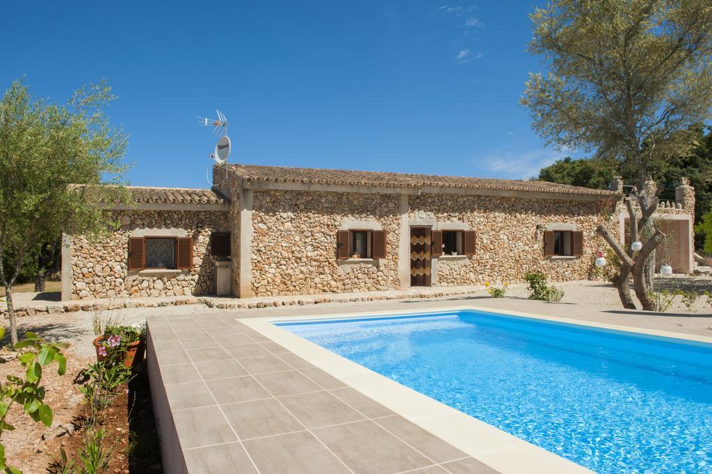 Barrera Villa