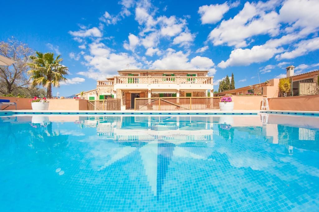 Cantabou Villa