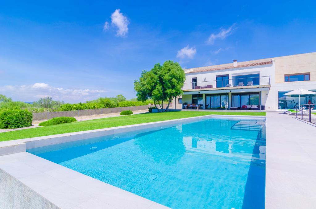 Villa Son Oliver *