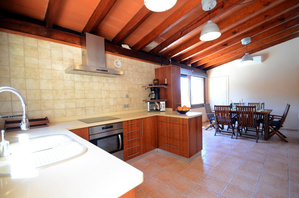 5 Oceanos Villa *