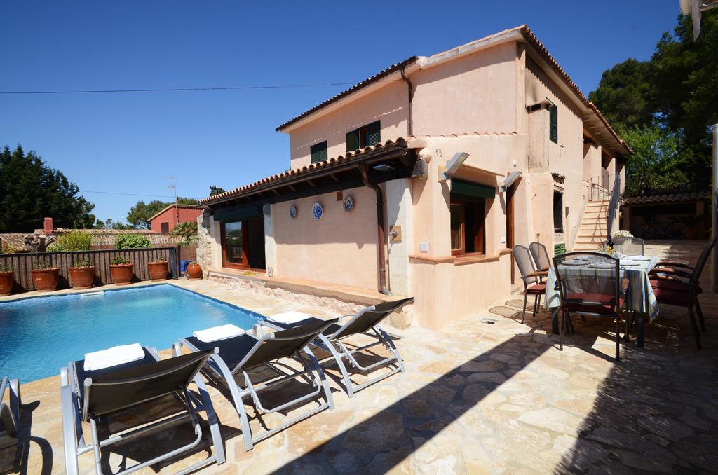 5 Oceanos Villa *