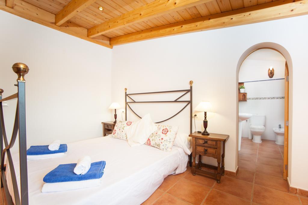 Cantabou Villa *