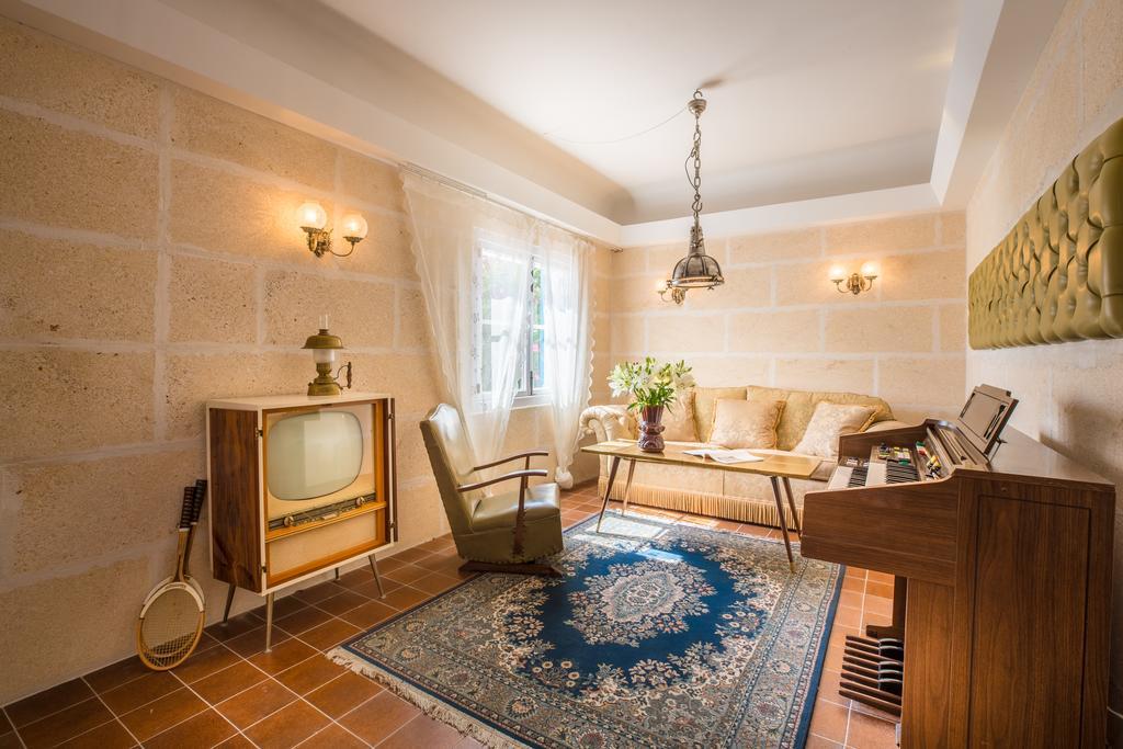 Bella Colina I Vintage 1953 Hotel Peguera