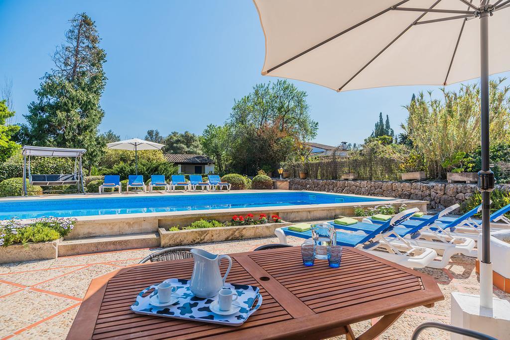 Villa Giro *